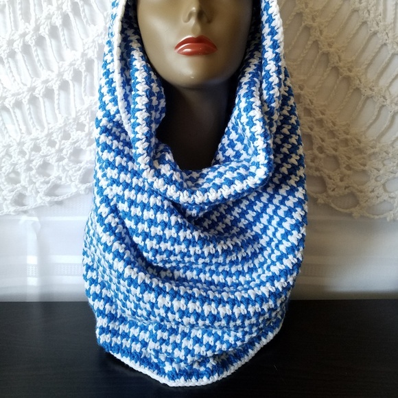 Cowl, Hood - Picture 2 of 7